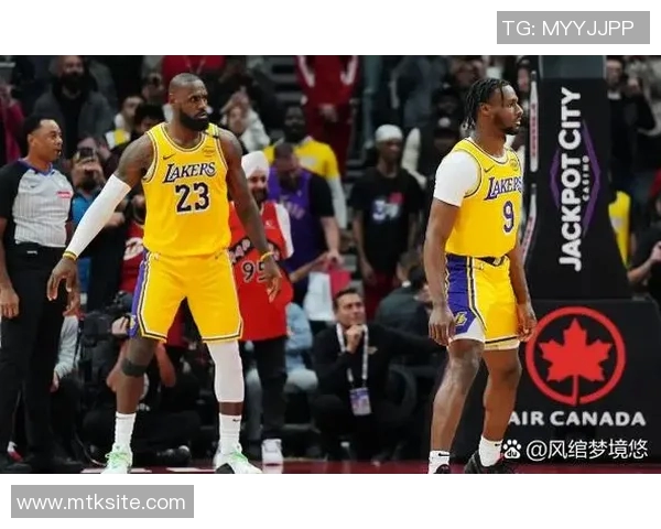 北京足球队实力引发热议球迷对球队表现的争论与期待